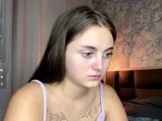 Trinasmathers  live sex cam