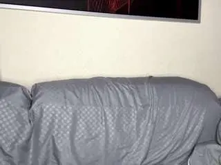 Trinasmathers  live sex cam
