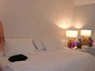 Avalodge  live sex cam