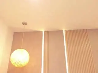 Antonella-west  live sex cam