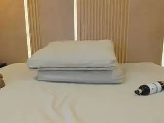 Antonella-west  live sex cam