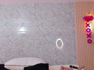 Antonella-west  live sex cam