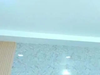 Antonella-west  live sex cam