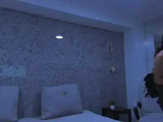 Antonella-west  live sex cam