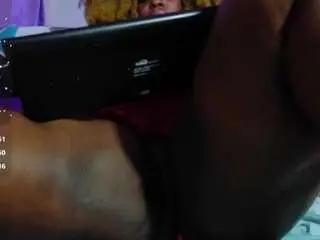Black-pussydoll  live sex cam