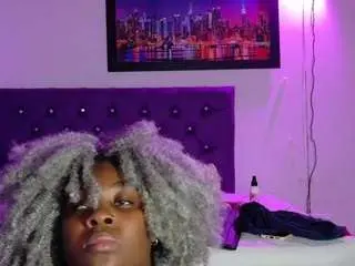 Black-pussydoll  live sex cam