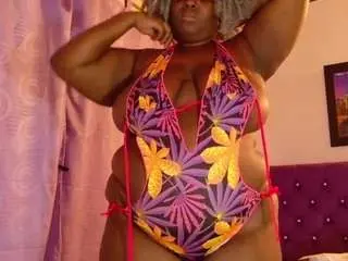 Black-pussydoll  live sex cam