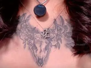 Emmarousse69  live sex cam