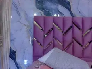 Hotiergirl  live sex cam