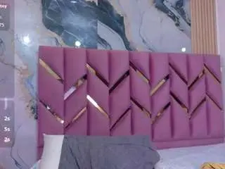 Hotiergirl  live sex cam