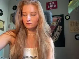 Kyleeleash  live sex cam