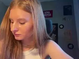 Kyleeleash  live sex cam