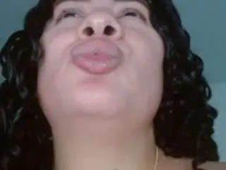 Lindasex9509  live sex cam