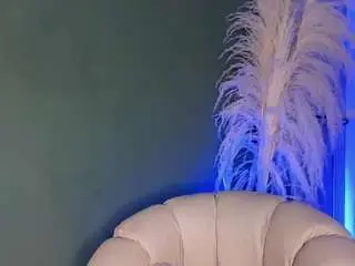 Meganloovee  live sex cam