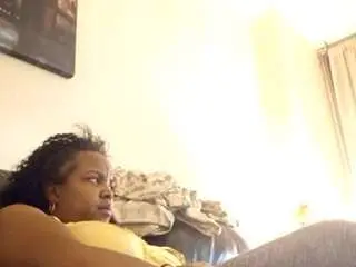 Sweetnesssqueen  live sex cam