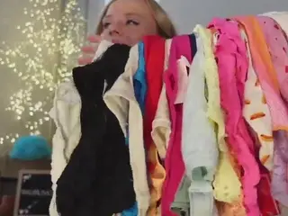 Taylorlove303  live sex cam