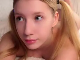 Maebrowning  live sex cam