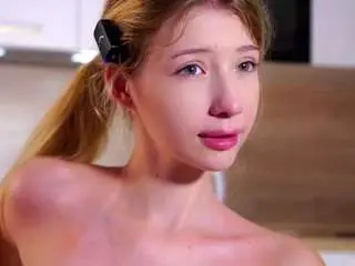 Maebrowning  live sex cam