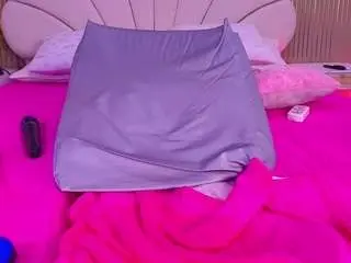Natasha-l  live sex cam
