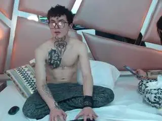 Nina-passionf  live sex cam