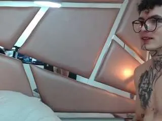 Nina-passionf  live sex cam