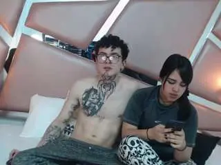 Nina-passionf  live sex cam