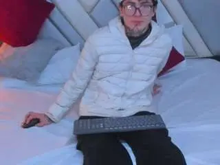 Nina-passionf  live sex cam
