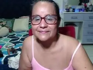 Samy-mature  live sex cam