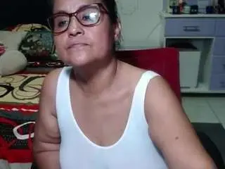 Samy-mature  live sex cam