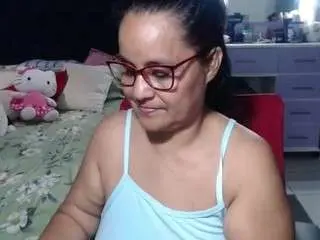 Samy-mature  live sex cam