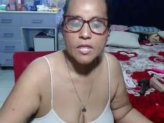 Samy-mature  live sex cam