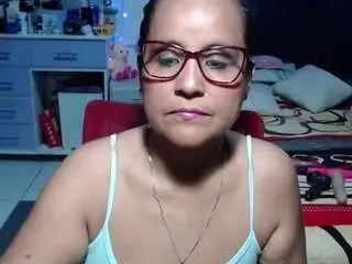 Samy-mature  live sex cam