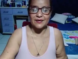 Samy-mature  live sex cam