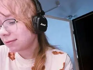 Bellcromuel  live sex cam