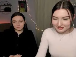 Fibi-meow  live sex cam