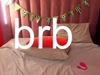 Ketrinwhitee  live sex cam