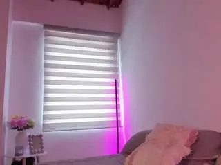 Nicoleriveraa  live sex cam