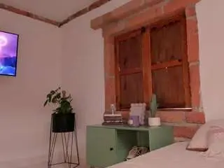 Nicoleriveraa  live sex cam