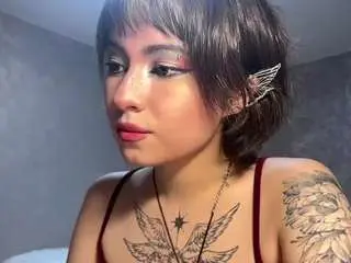 Rinahoyne  live sex cam