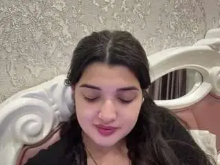 Rinahoyne  live sex cam