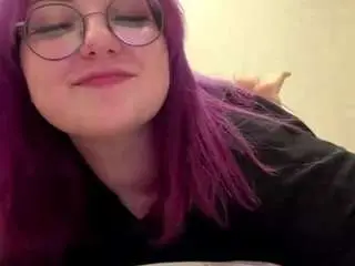 Alleenhebb  live sex cam