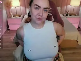 Ashtonheidii  live sex cam
