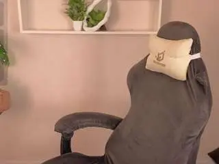 Casta-grand  live sex cam