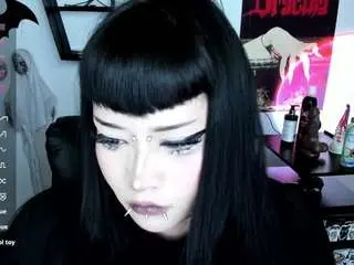 Cristal-kosh  live sex cam