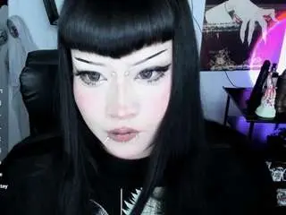 Cristal-kosh  live sex cam
