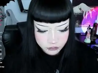 Cristal-kosh  live sex cam