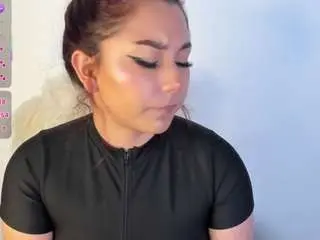 Samantha-blck  live sex cam