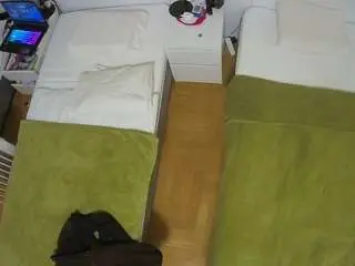 Voyeurcam-julmodels-bed-5  live sex cam