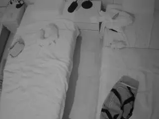 Voyeurcam-julmodels-bed-5  live sex cam