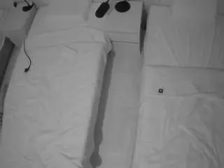 Voyeurcam-julmodels-bed-5  live sex cam